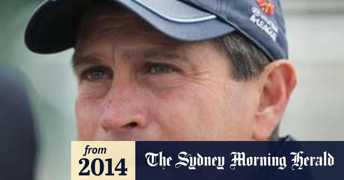 Past Sydney FC coach John Kosmina goes in to bat for Frank Farina